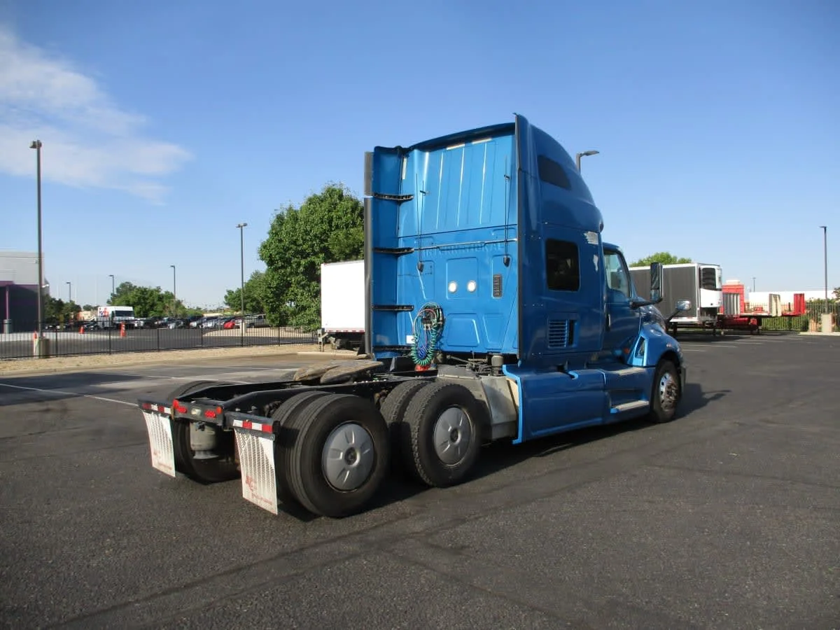 2021 International LT in Commerce City, CO — photo 4