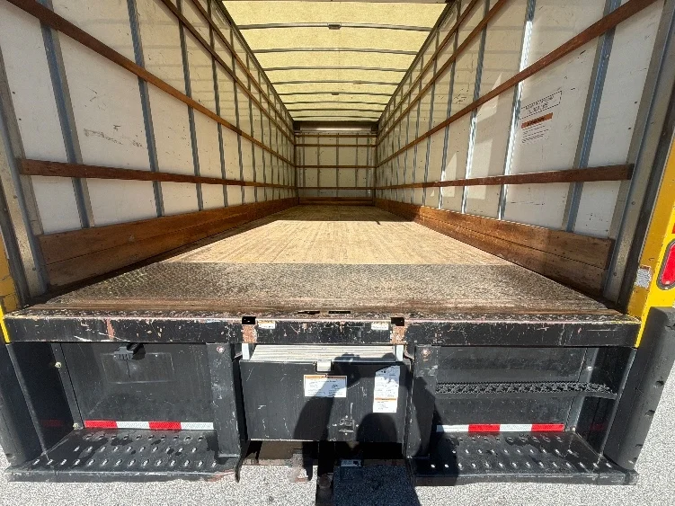 2021 International MV - image 10