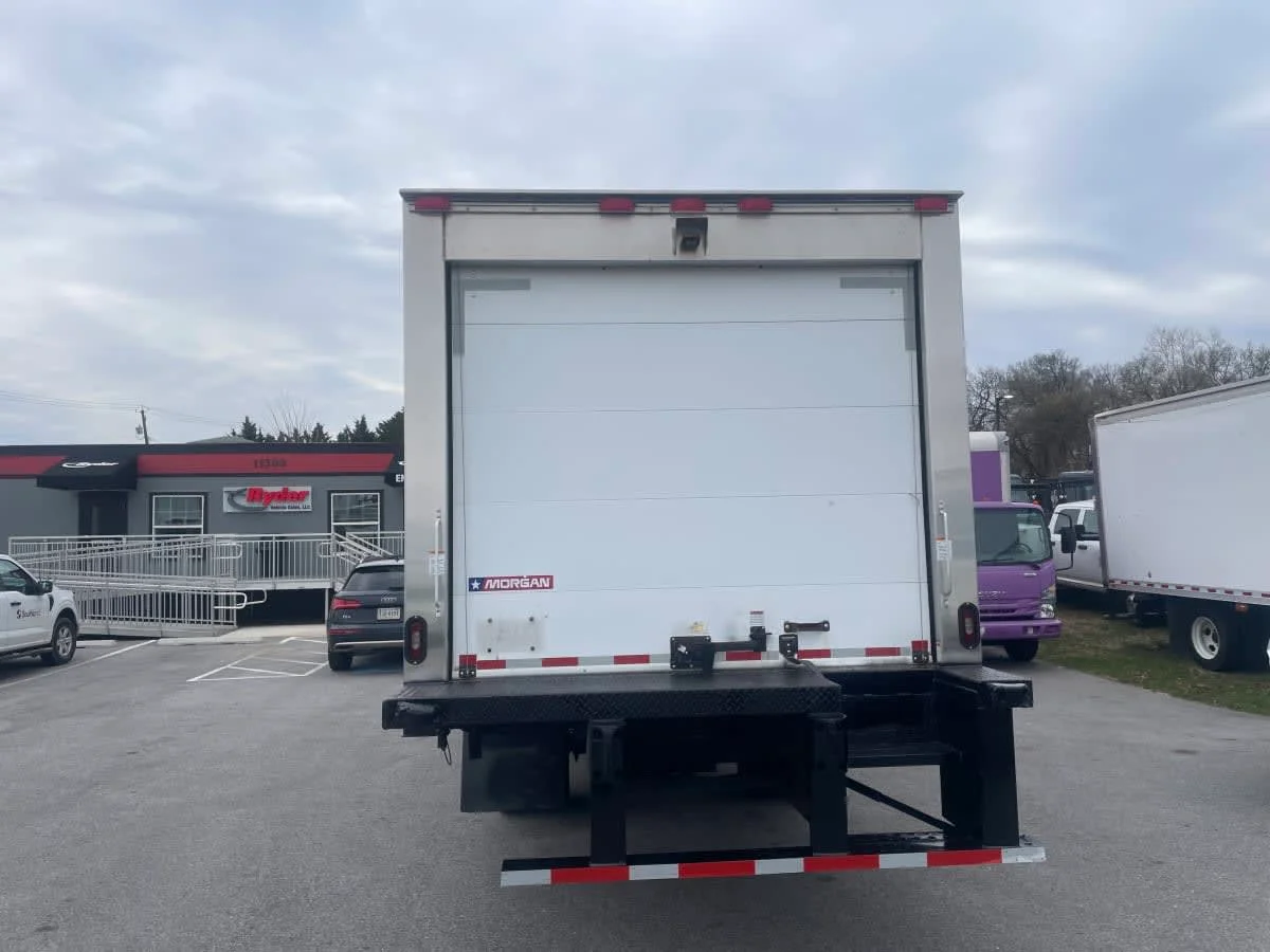 2020 Isuzu NQR - image 5