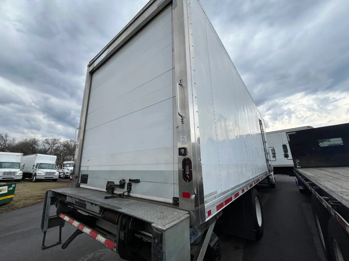 2018 International 4300 in Beltsville, MD — photo 4