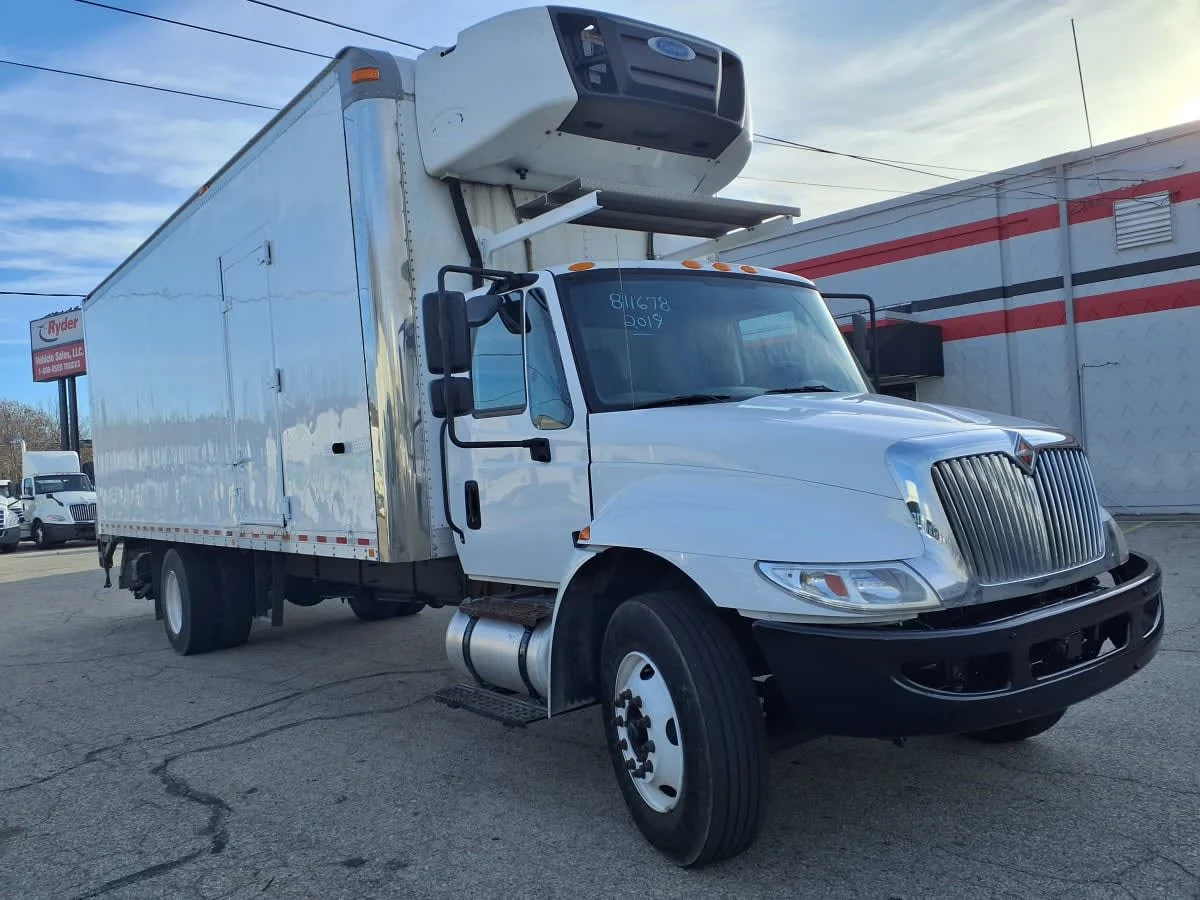 2019 International 4300 in Warwick, RI — photo 3