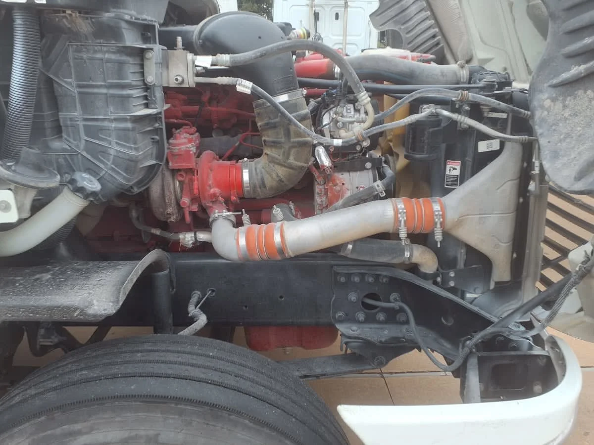 2020 Freightliner Cascadia - image 10