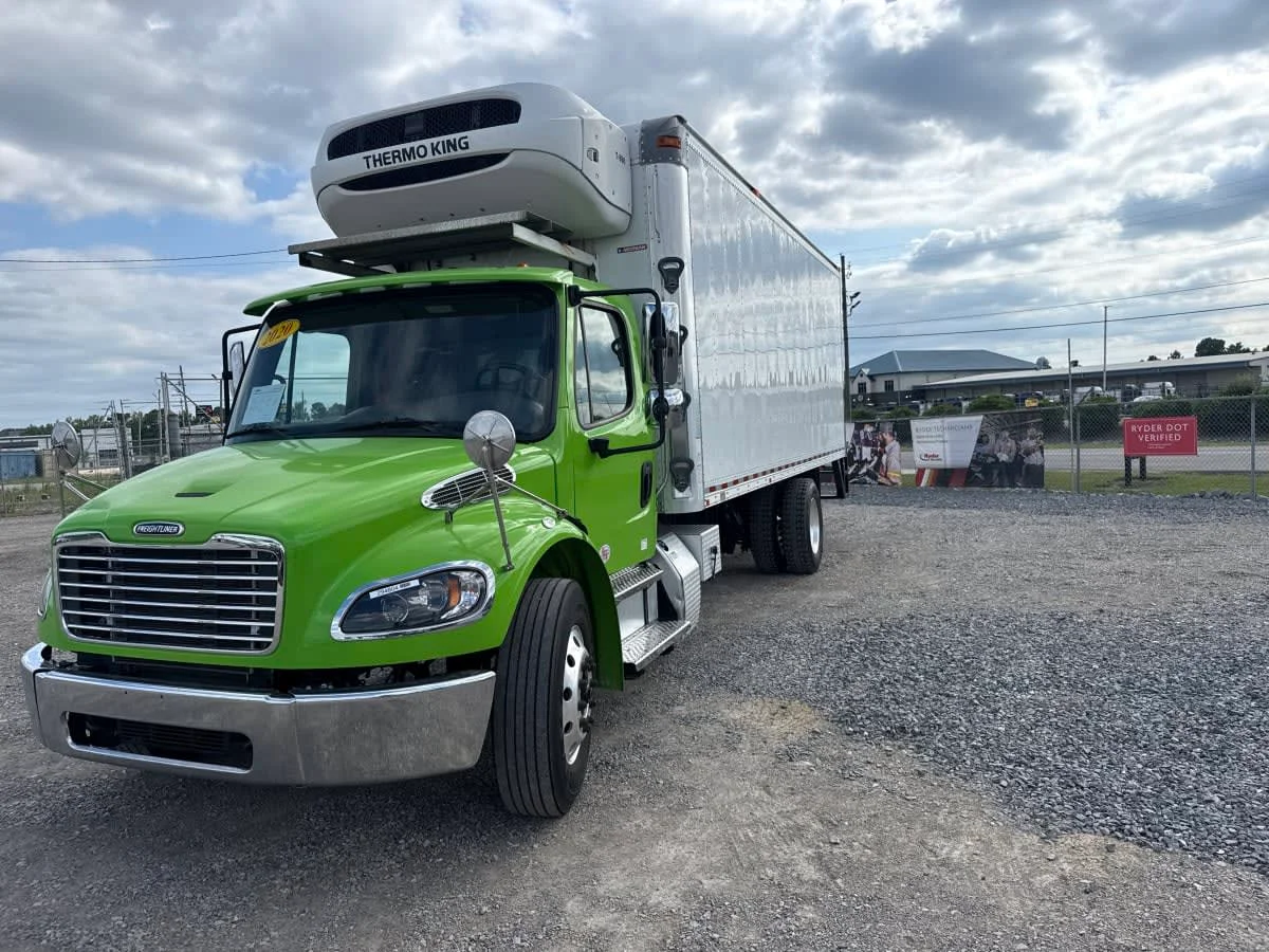 2020 Freightliner M2 106