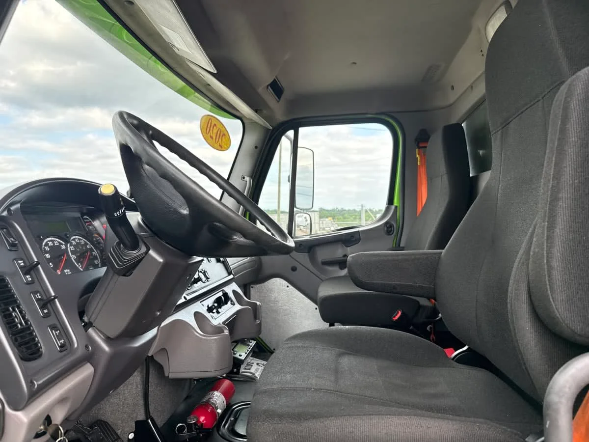 2020 Freightliner M2 106 in Birmingham, AL — photo 8