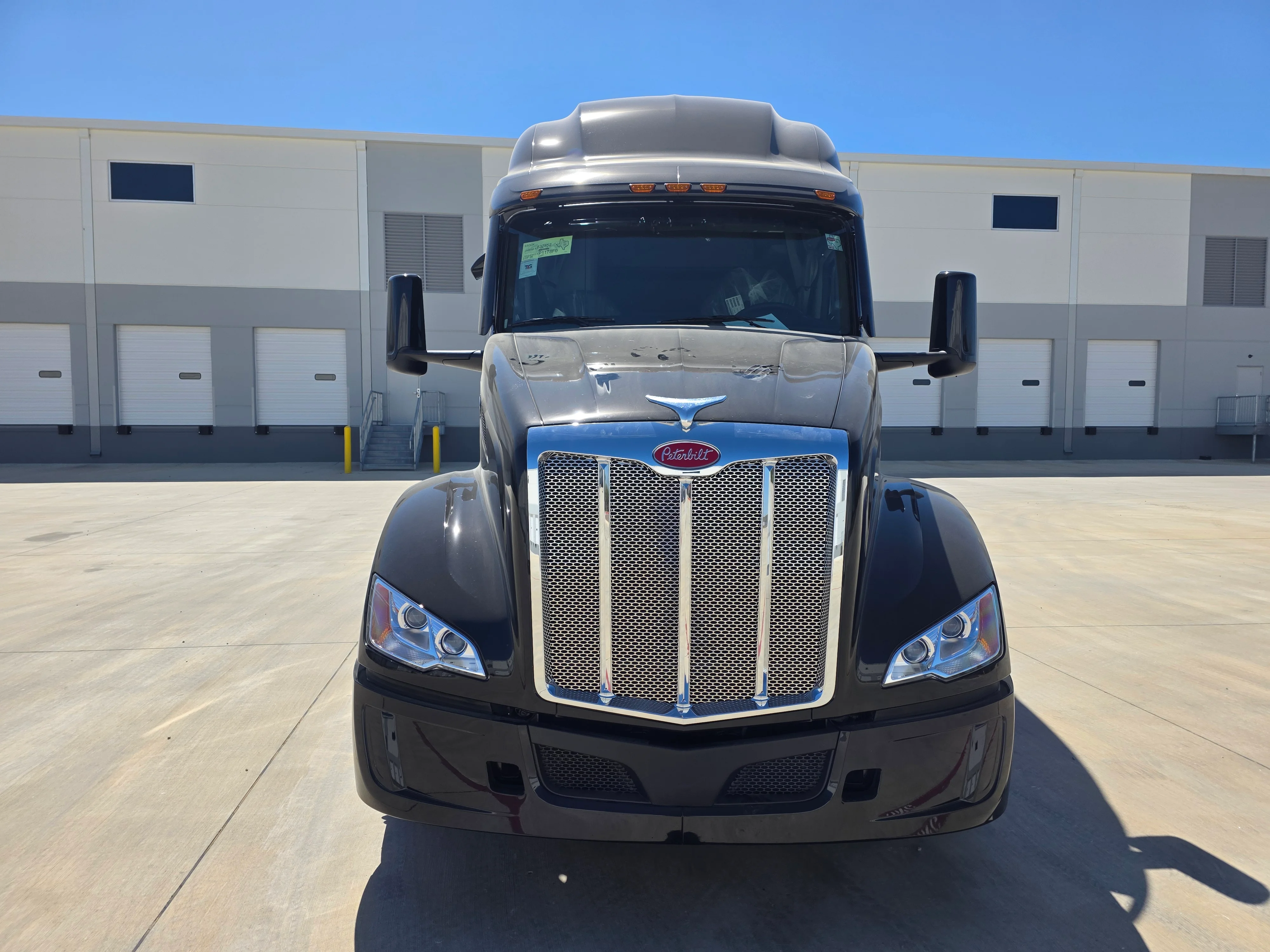 2027 Peterbilt 579 in O'fallon, MO — photo 8