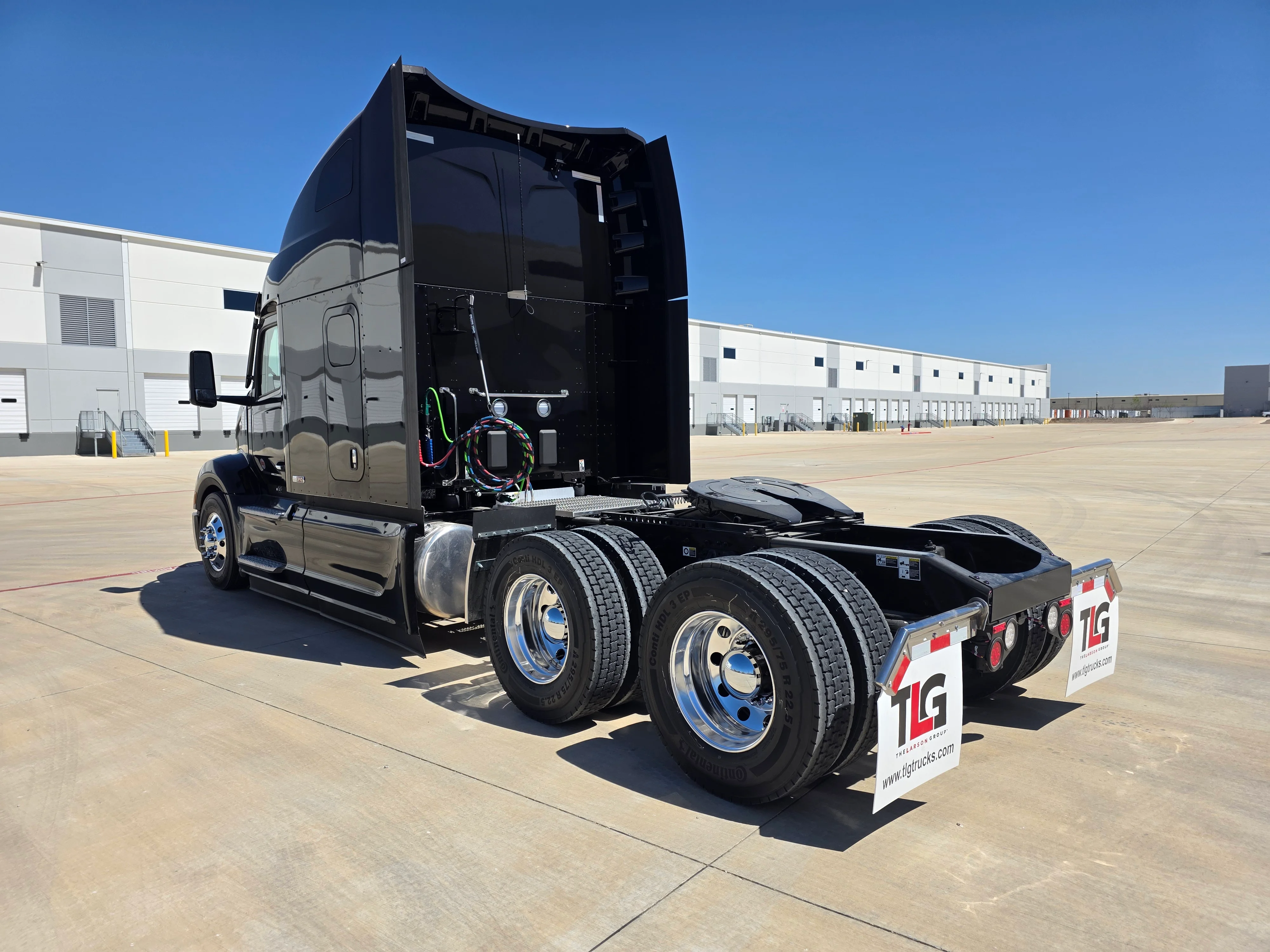 2027 Peterbilt 579 in O'fallon, MO — photo 3