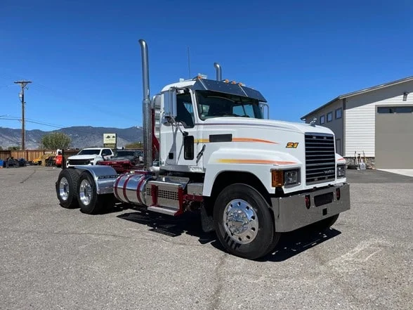 2019 Mack Pinnacle