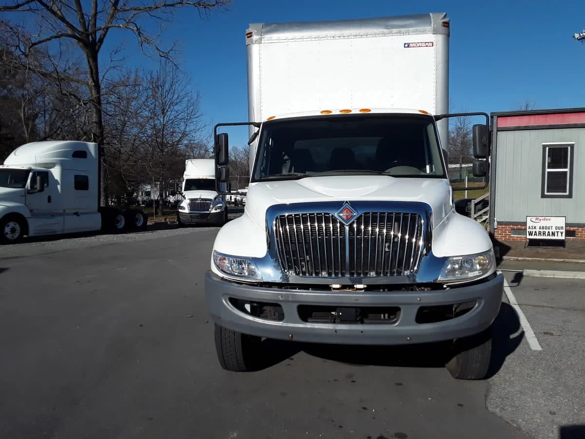 2019 International 4300 in Charlotte, NC — photo 2