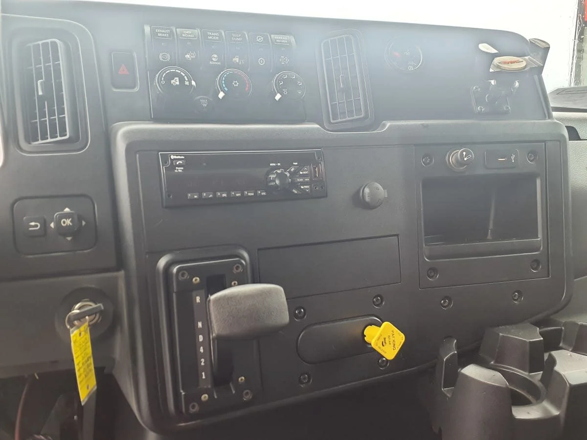 2020 International MV in Clarksville, IN — photo 12