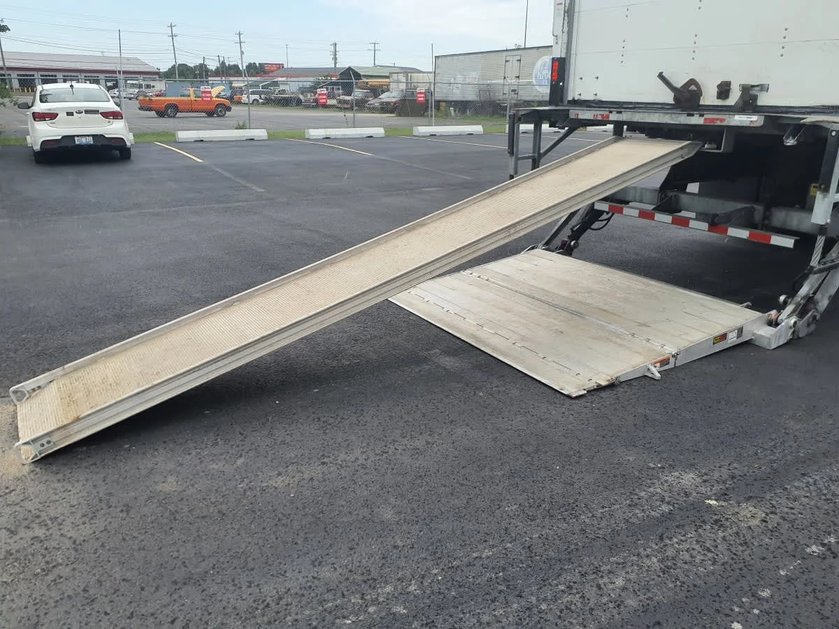 2020 International MV in Clarksville, IN — photo 18
