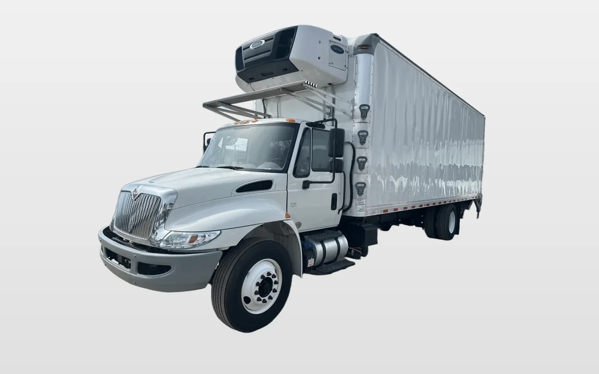 2018 International 4300 - image 1