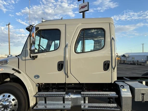 2024 Freightliner M2 106 in Jerome, ID — photo 15