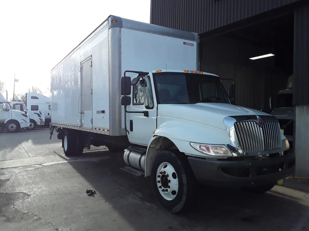 2019 International 4300 in Kansas City, MO — photo 3