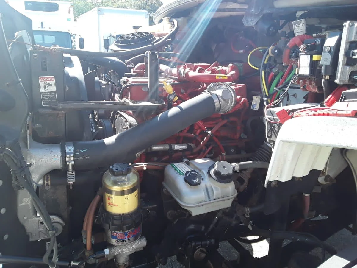 2019 Freightliner M2 106 - image 9