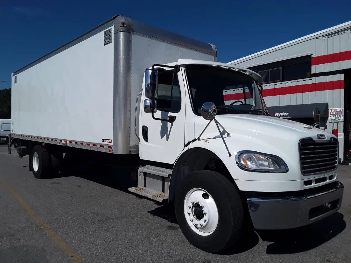 2019 Freightliner M2 106 in Salisbury, MA — photo 3