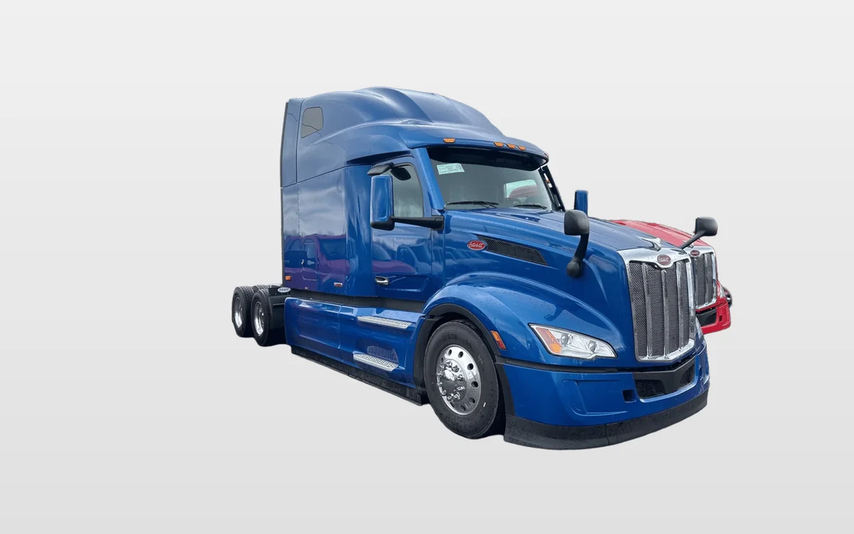 2027 Peterbilt 579 - image 1