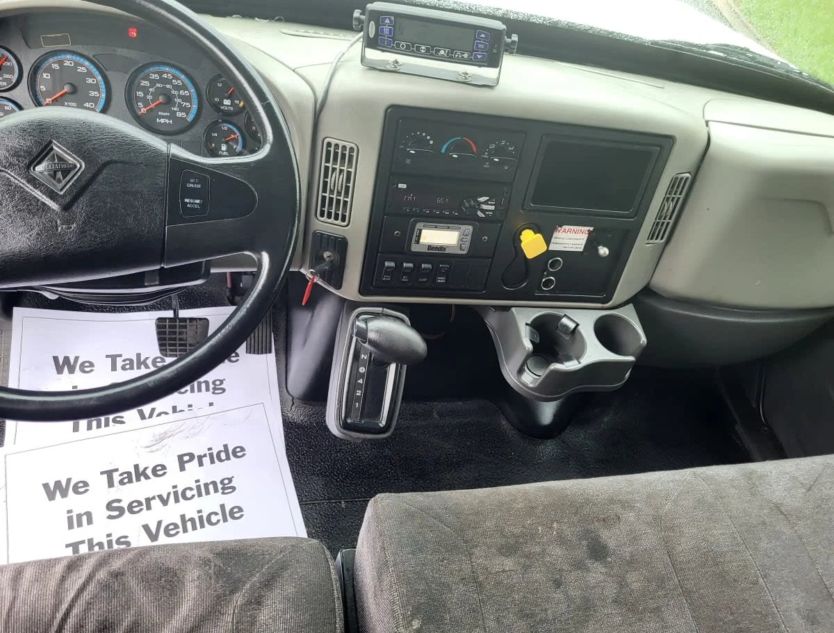 2018 International 4300 in Jacksonville, FL — photo 10
