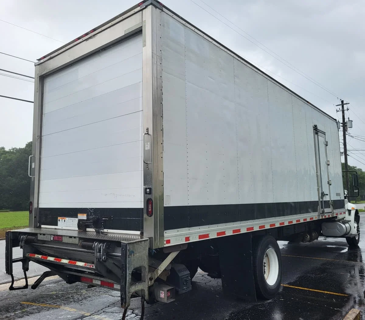 2018 International 4300 in Jacksonville, FL — photo 4