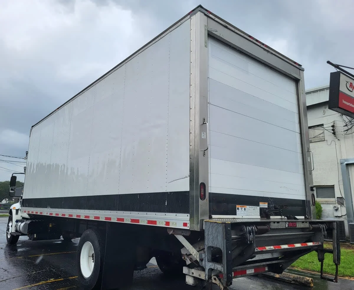 2018 International 4300 in Jacksonville, FL — photo 6