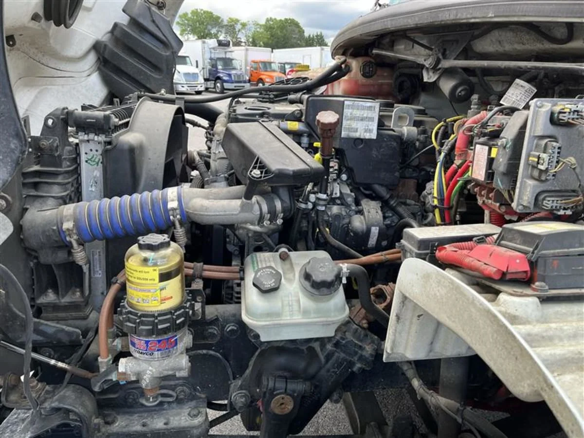 2020 Freightliner M2 106 - image 10