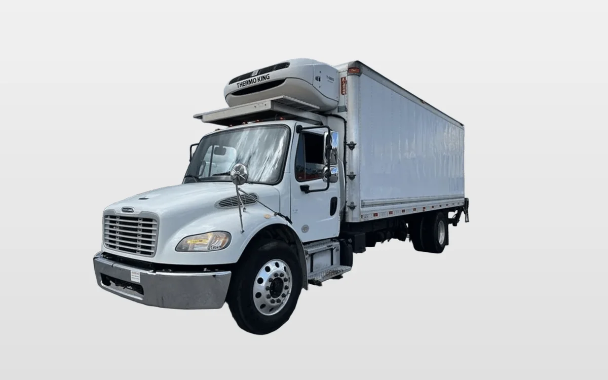2020 Freightliner M2 106 - image 1