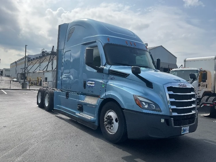 2022 Freightliner Cascadia