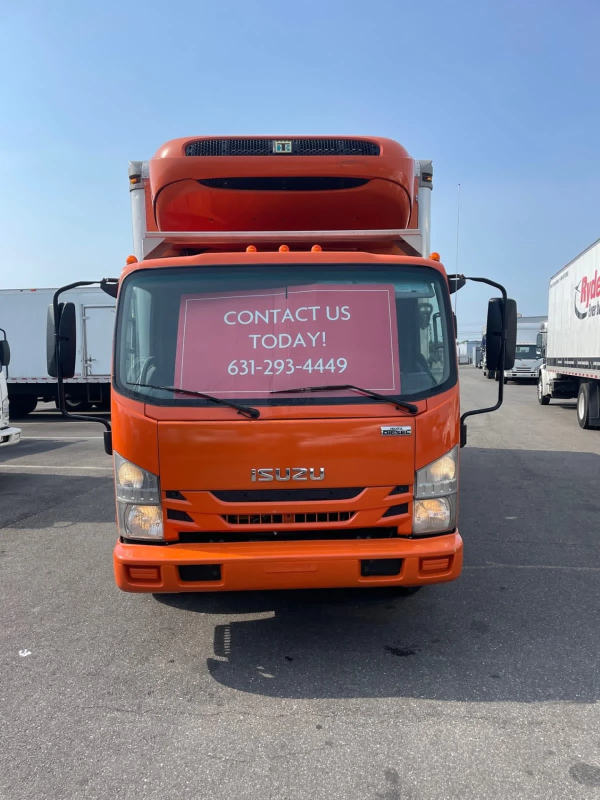 2019 Isuzu NQR in Farmingdale, NY — photo 2