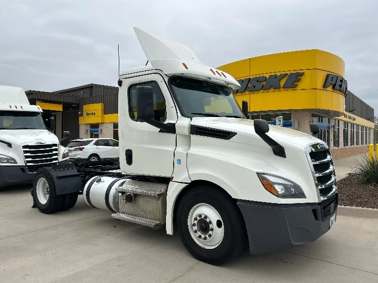 2020 Freightliner Cascadia in Fort Worth, TX