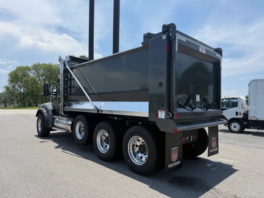 2027 Kenworth T880 in Birmingham, AL — photo 4