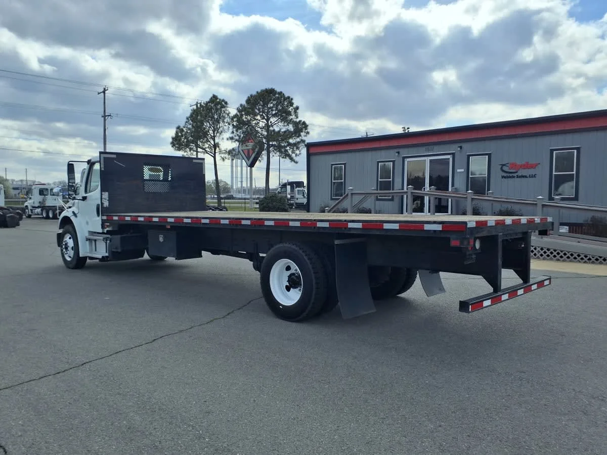 2021 Freightliner M2 106 in North Little Rock, AR — photo 6