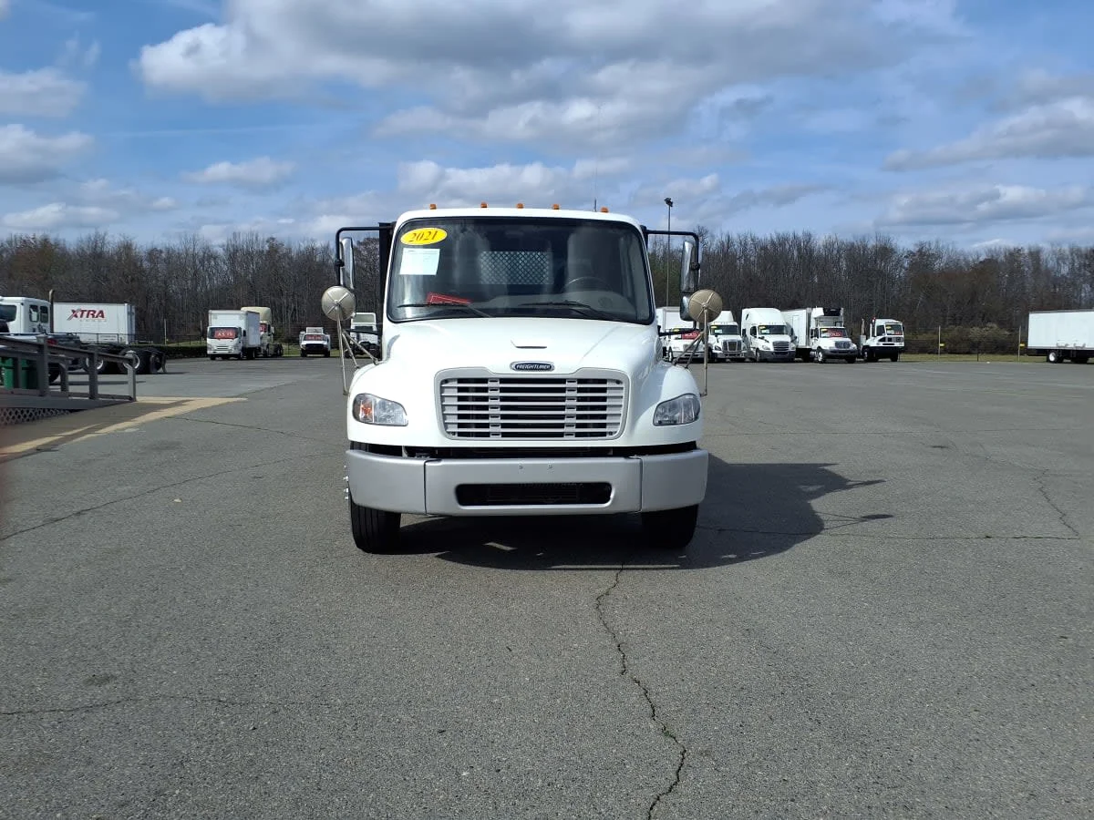 2021 Freightliner M2 106 in North Little Rock, AR — photo 2