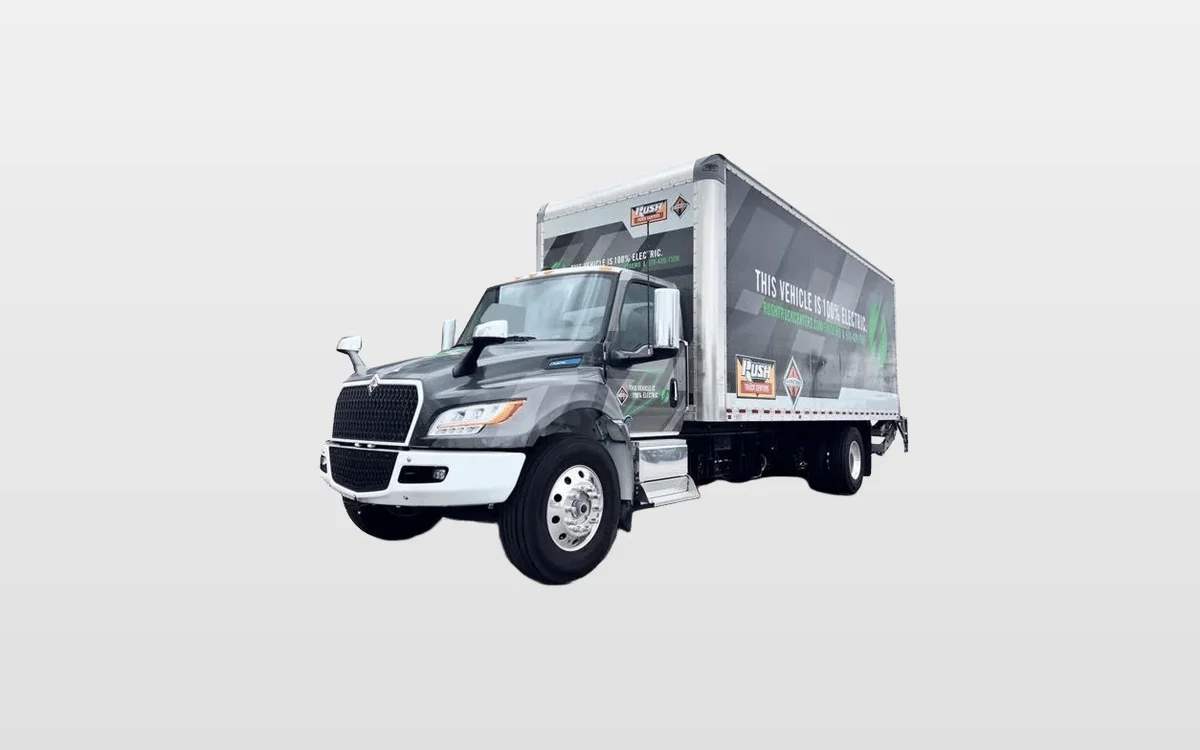 2023 International - image 1