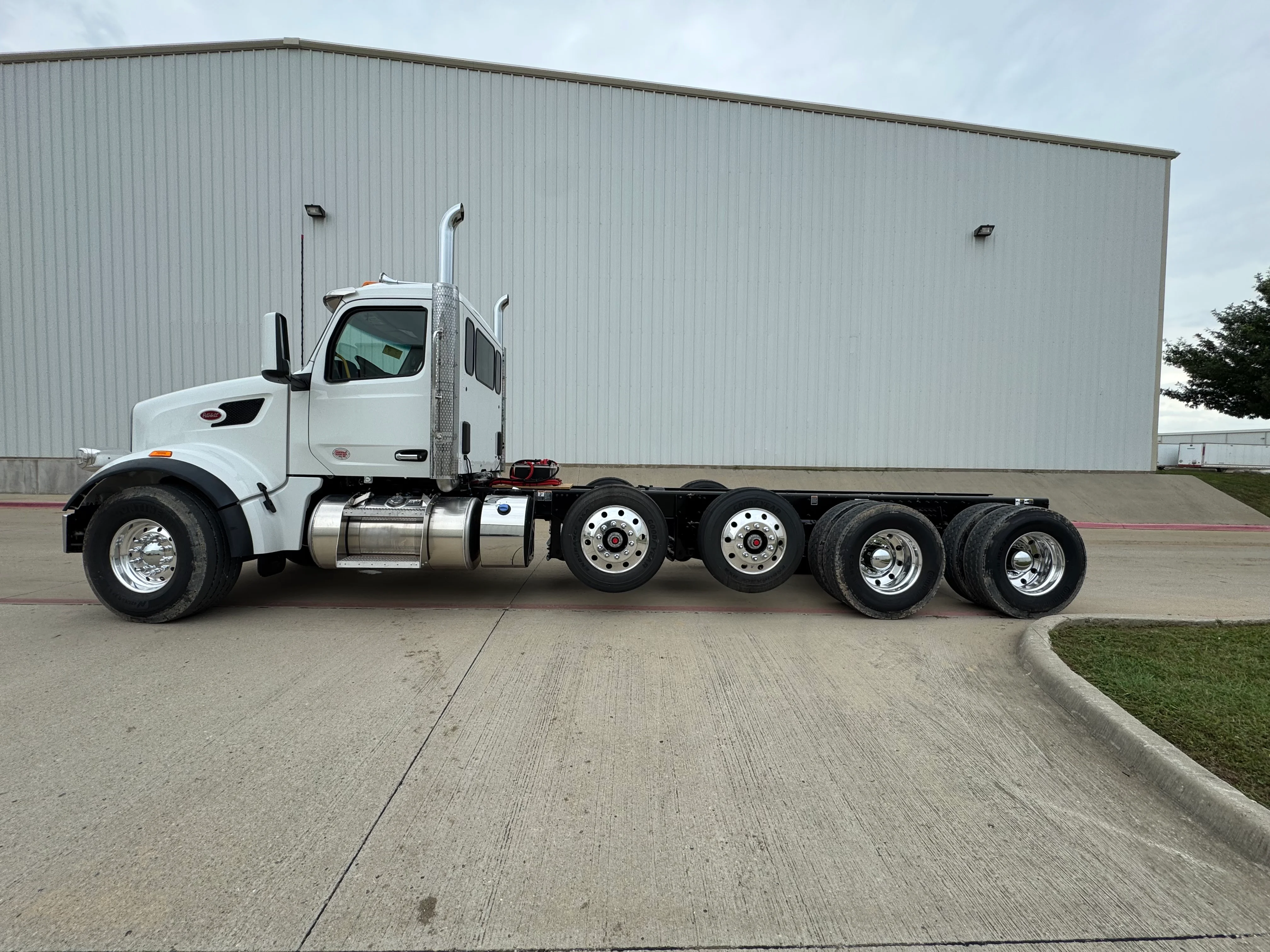 2026 Peterbilt 567 in Florence, SC — photo 3