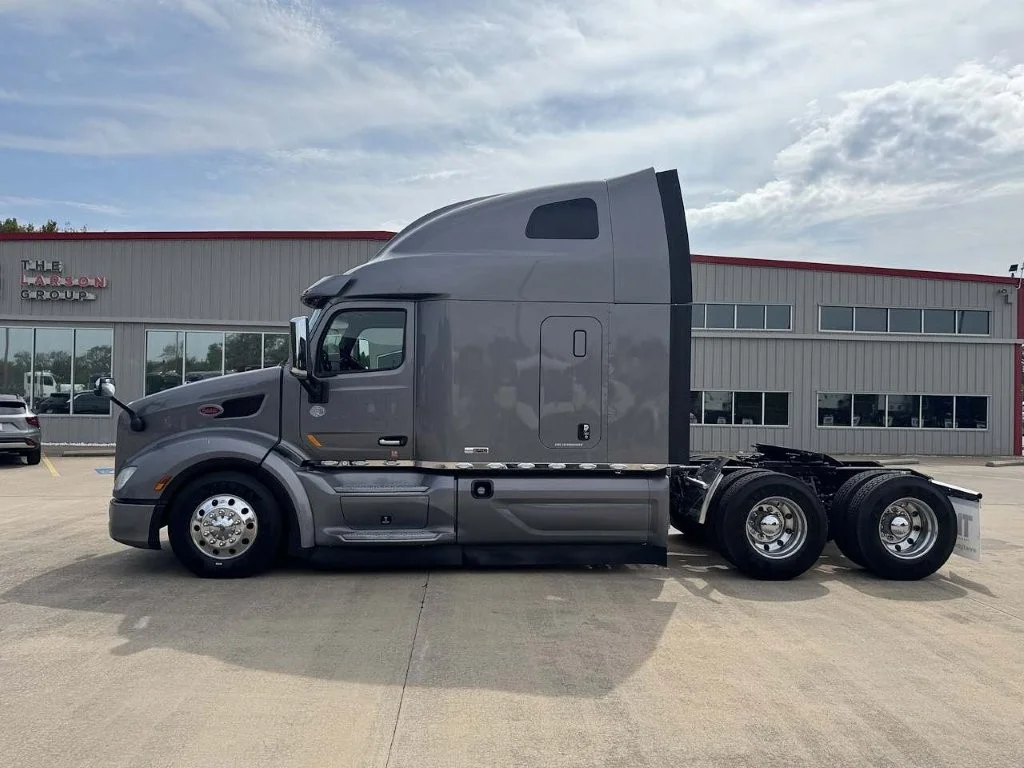 2021 Peterbilt 579 in Lowell, AR — photo 4