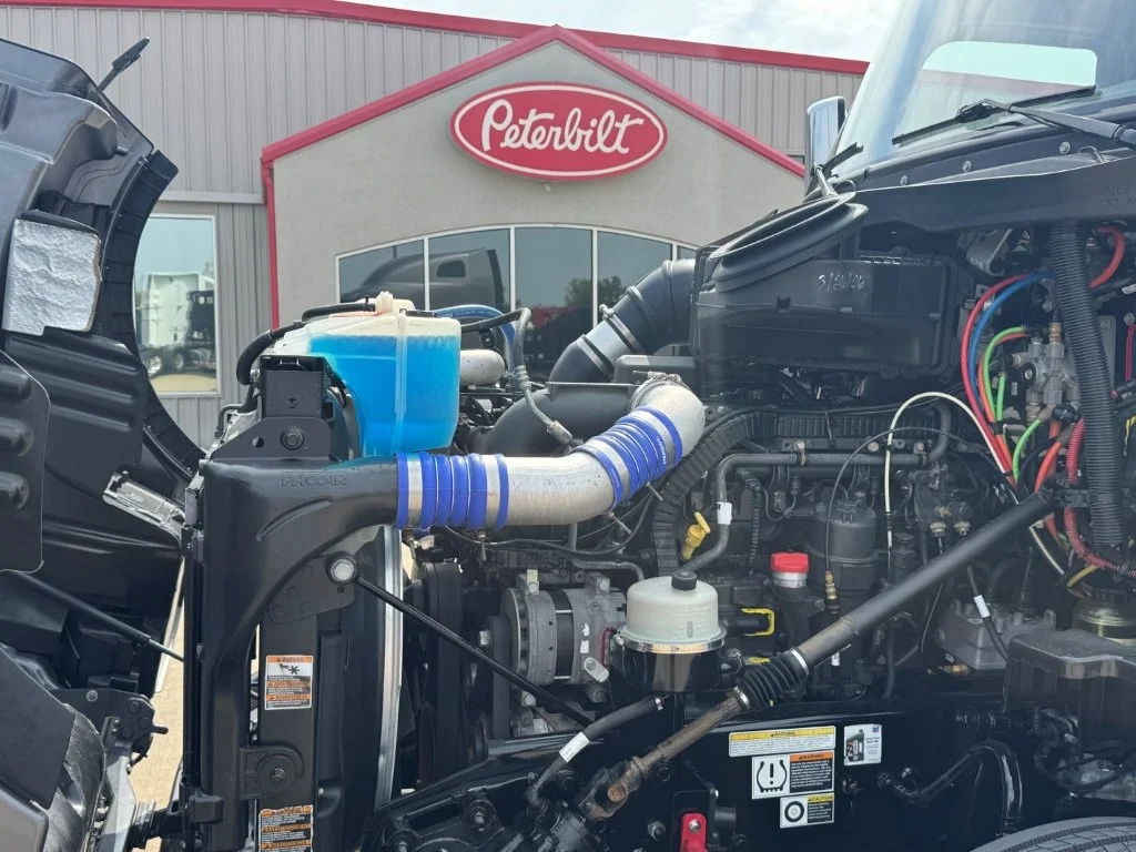 2021 Peterbilt 579 in Lowell, AR — photo 9