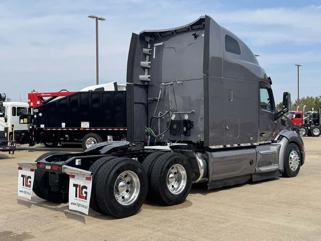 2021 Peterbilt 579 in Lowell, AR — photo 7