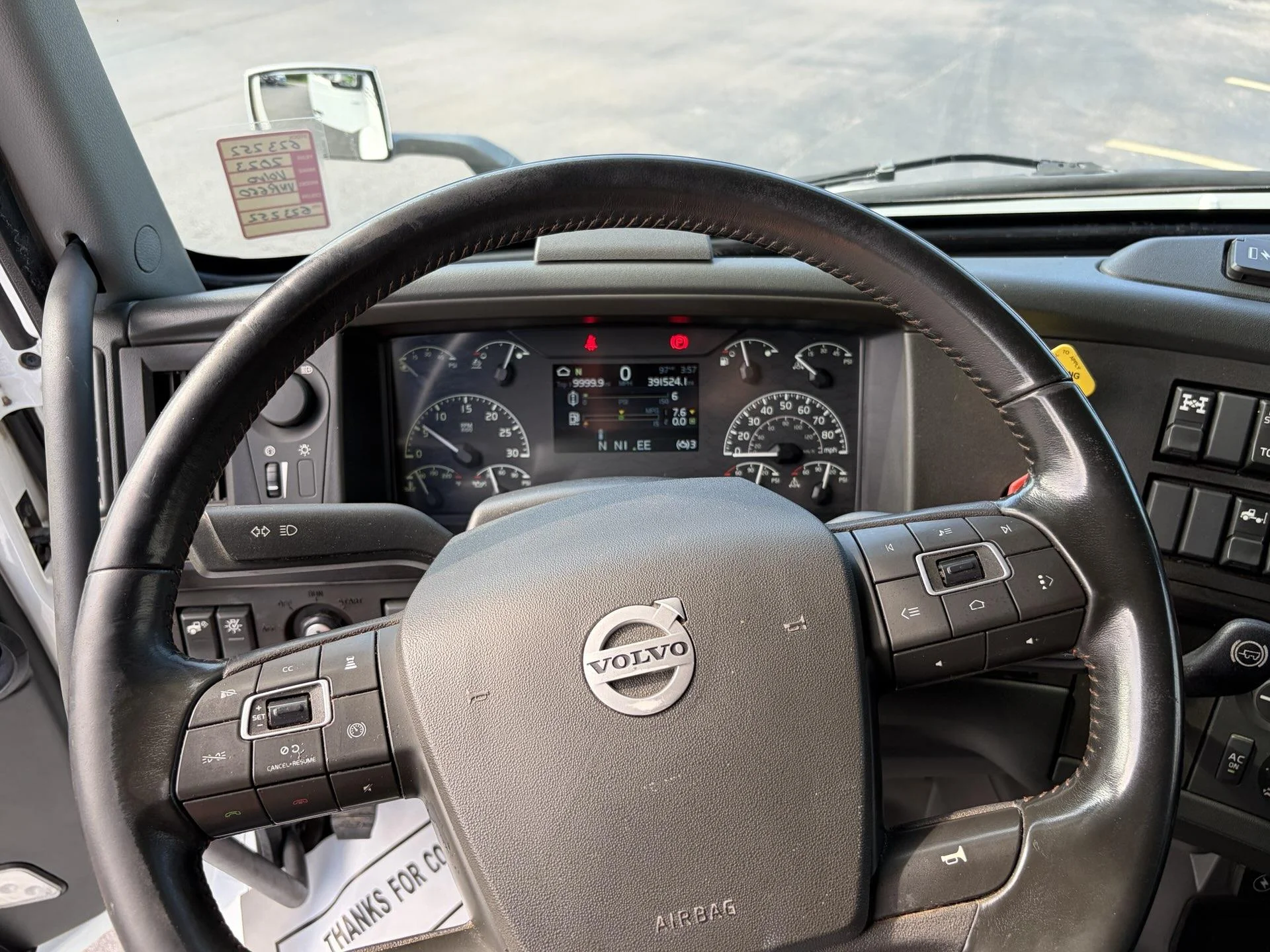 2023 Volvo in Fultondale, AL — photo 23