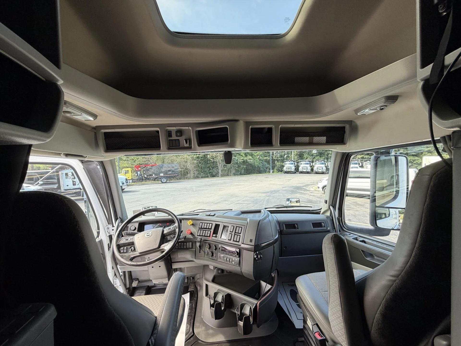 2023 Volvo in Fultondale, AL — photo 20