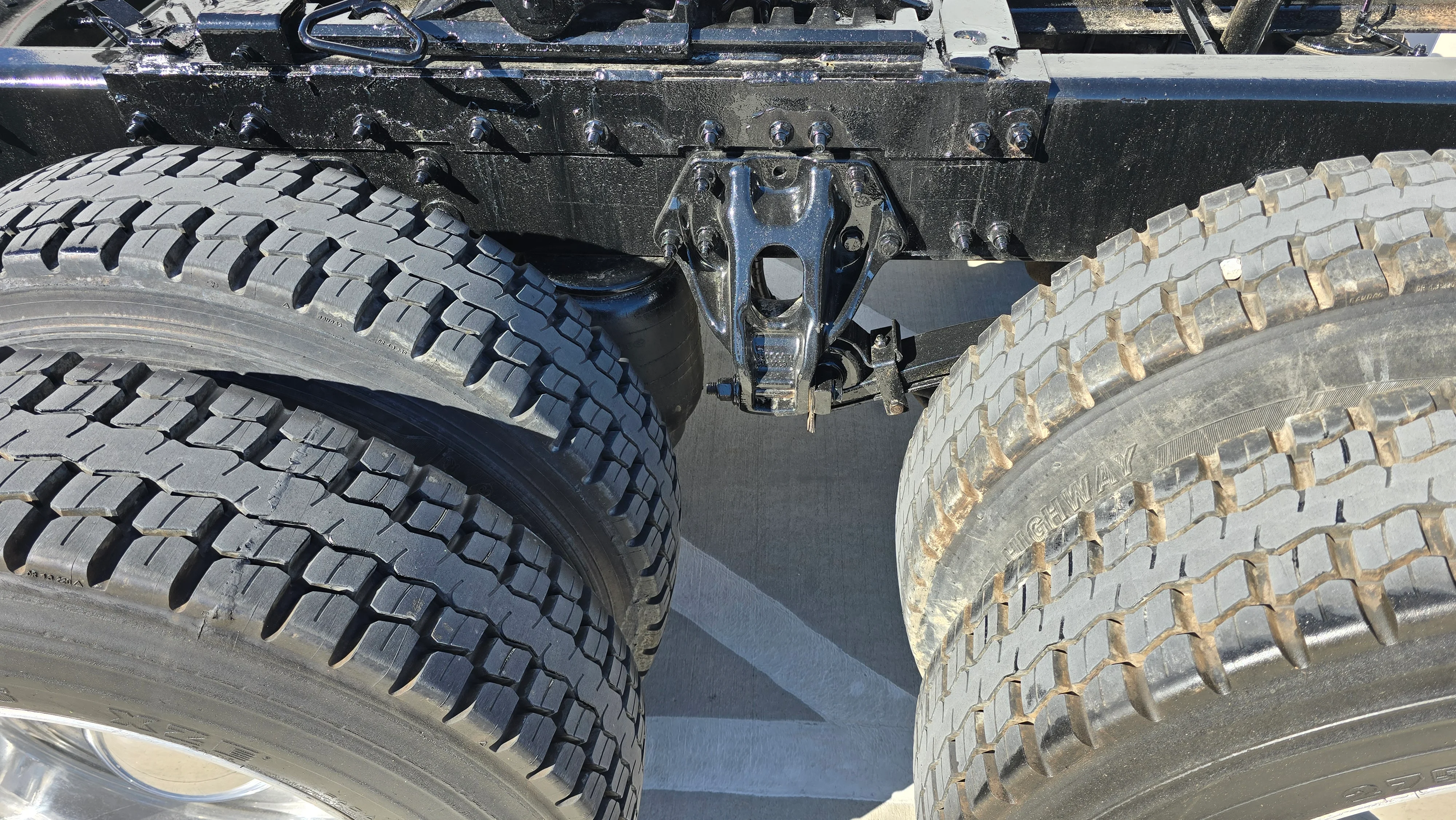 2020 Peterbilt 567 in Lowell, AR — photo 3