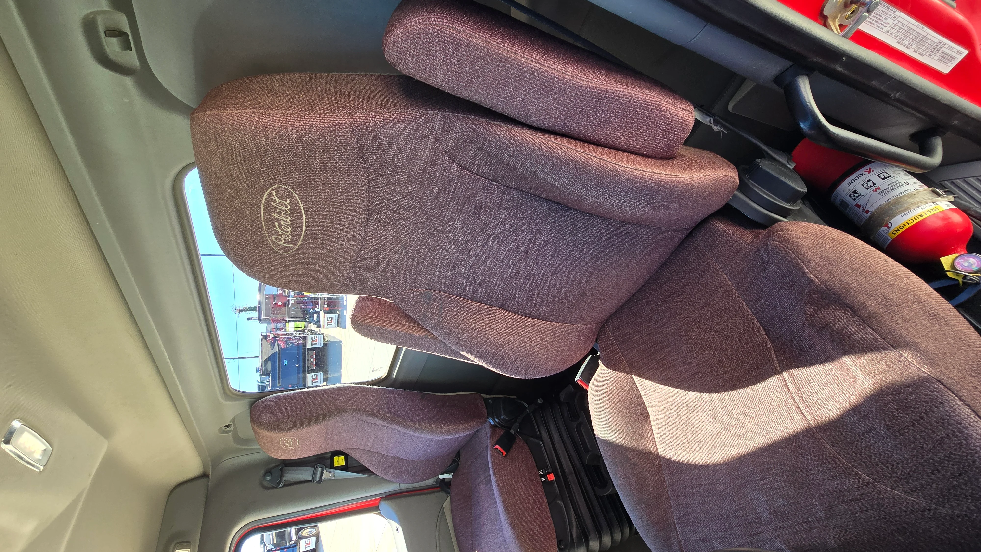 2020 Peterbilt 567 in Lowell, AR — photo 15