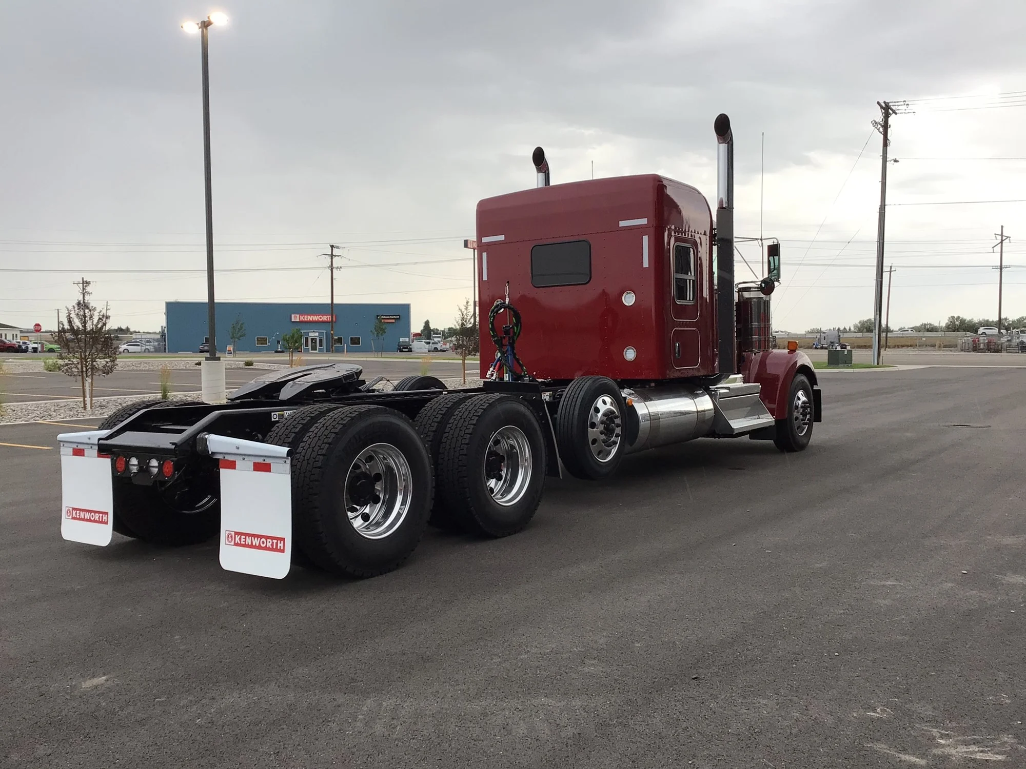2027 Kenworth W900 in Idaho Falls, ID — photo 5
