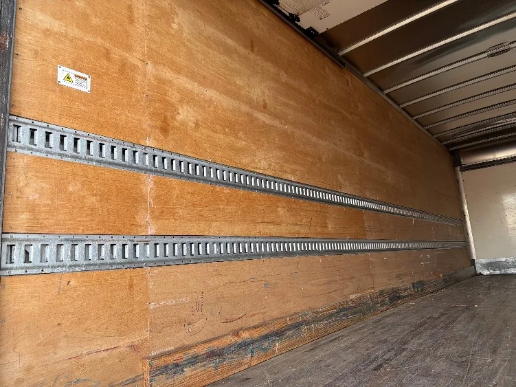 2021 International MV - image 10