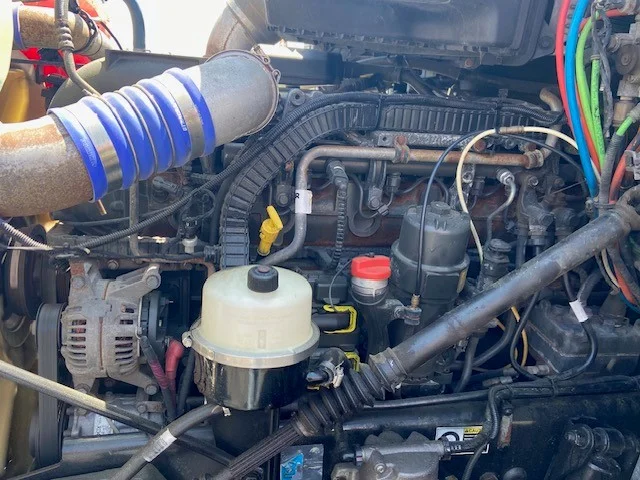 2019 Peterbilt 579 in Lima, OH — photo 12