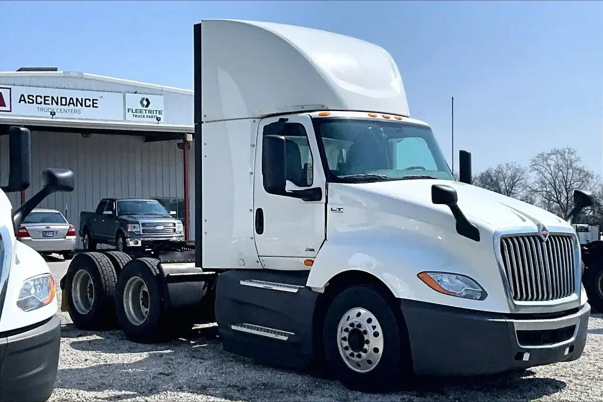 2021 International LT