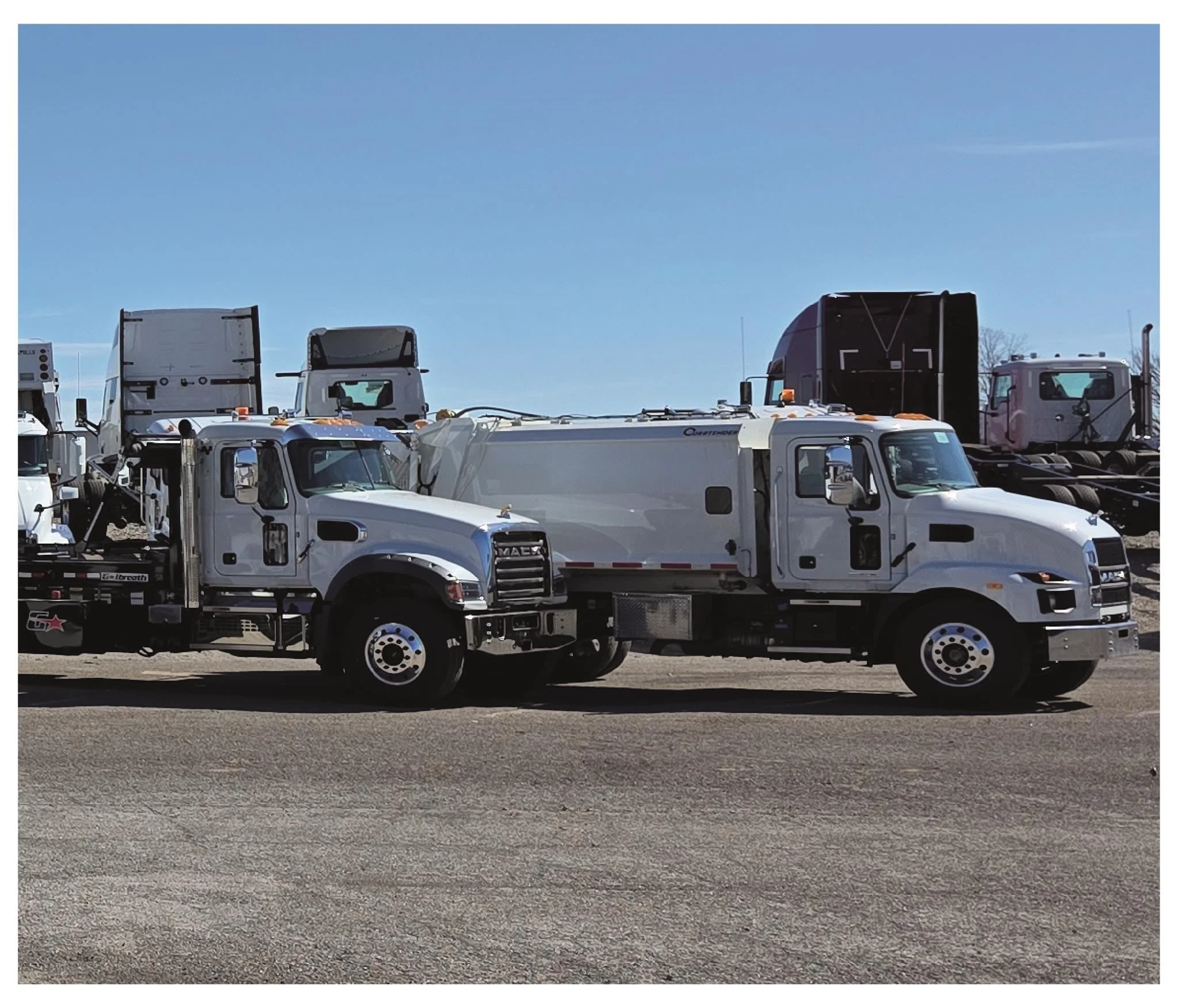 2025 Mack LR — photo 3
