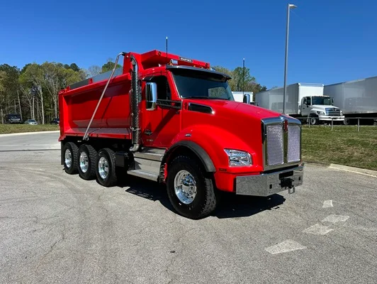 2027 Kenworth T880