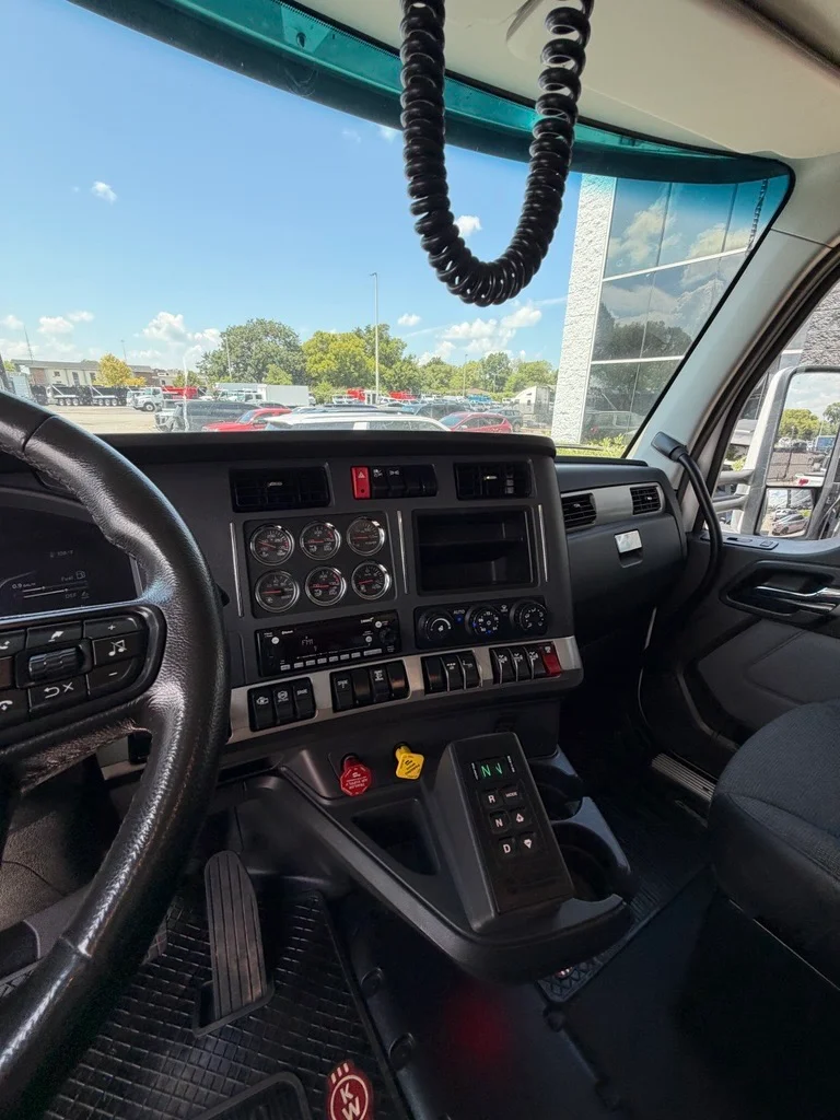 2025 Kenworth in Birmingham, AL — photo 3