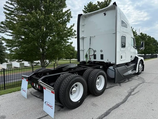 2023 Kenworth T680 in Springfield, MO — photo 21