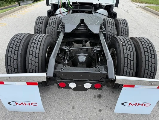 2023 Kenworth T680 in Springfield, MO — photo 16
