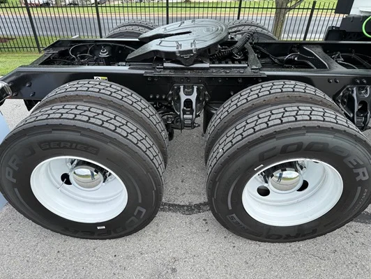 2023 Kenworth T680 in Springfield, MO — photo 22